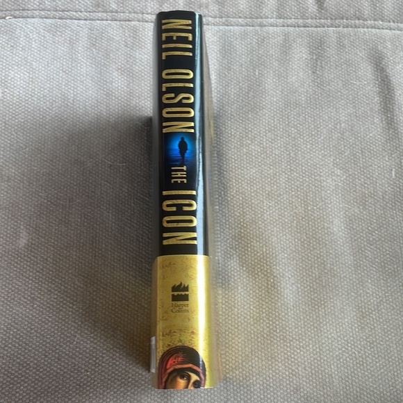 The Icon. Neil Olson. Thriller. LIKE NEW. Hardcover. 1st Ed. 2005 - Picture 11 of 11